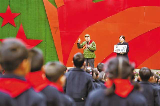 “谢谢热心的重庆人！”广州旅客不慎丢失电脑，幸好遇到耿直公交司机……